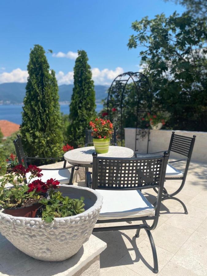 Villa Mare Apartments Тиват Екстер'єр фото