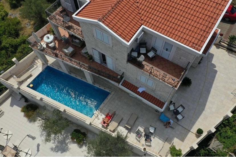 Villa Mare Apartments Тиват Екстер'єр фото