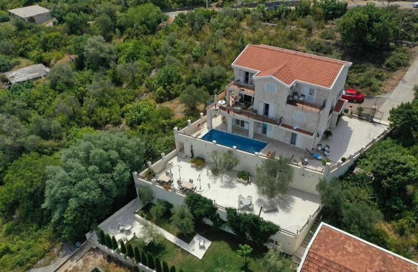 Villa Mare Apartments Тиват Екстер'єр фото
