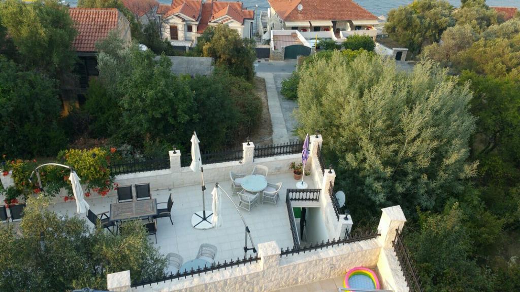Villa Mare Apartments Тиват Екстер'єр фото